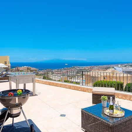 Torviscas Sunset 4 With Air-conditioning & Private Jacuzzi Вилла